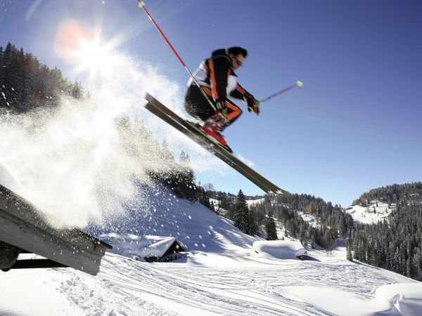 Ski fahren im Chiemgau – 3 Tage Winterspaß in Reit im Winkl, Bayern inkl. Halbpension