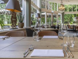 5 Tage Waldidylle & Stadtnähe in Berg en Dal erleben
