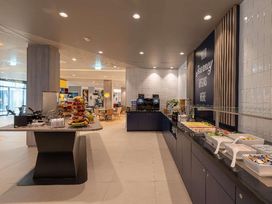 2 Tage mit Frühstück im Hampton by Hilton Munich