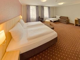 2 Tage im Attimo Hotel - Stuttgart 