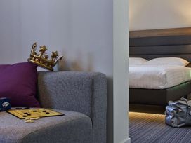 2 Tage Kurzurlaub mit Frühstück im MOXY Vienna Airport