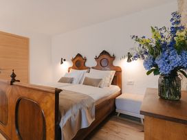 3 Tage - Wellness & Genuss für Zwei - Luxusmomente zwischen Weinbergen und Karst