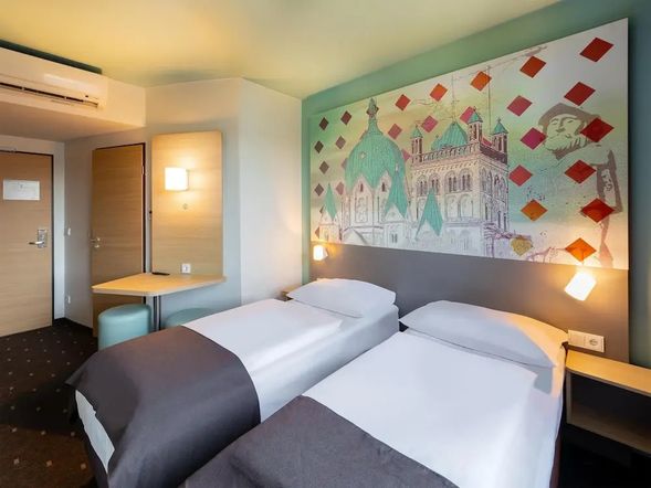Doppelzimmer STANDARD mit zwei Einzelbetten