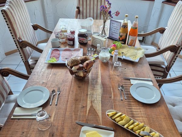 Familienzeit für Alle: 6 Tage Urlaub mit Vierbeiner in Bad Herrenalb, Baden-Württemberg inkl. Frühstück