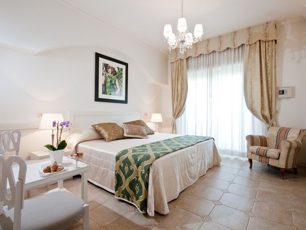 Ruhe und Wohlbefinden in Milano Marittima - 5 Tage Grand Hotel Gallia, Emilia-Romagna inkl. Frühstück