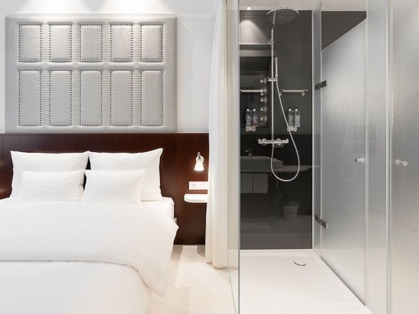 Urlaub zwischen Wolkenkratzern - 4 Tage in Frankfurt in Frankfurt am Main Nur Übernachtung