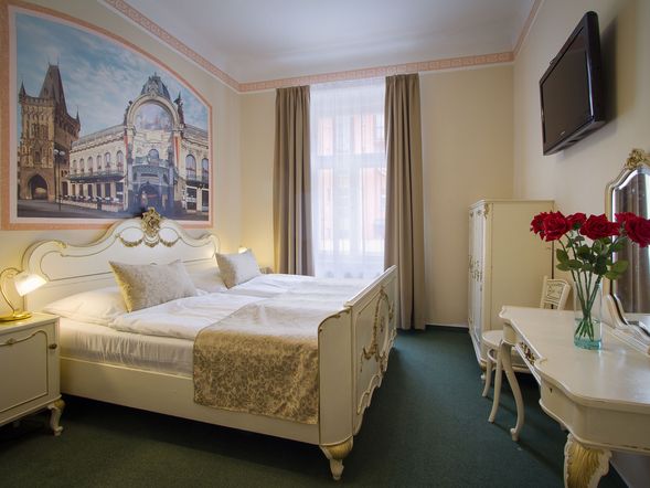 Hotel Taurus