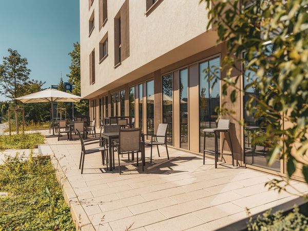 4-Tage-Günstiger-München-Trip mit Parkplatz & Piccolo in Aschheim, Bayern inkl. Frühstück