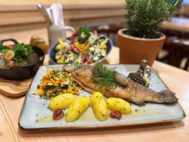 Kabarett-Show& Dinner im Victor's Residenz-Hotel Gera