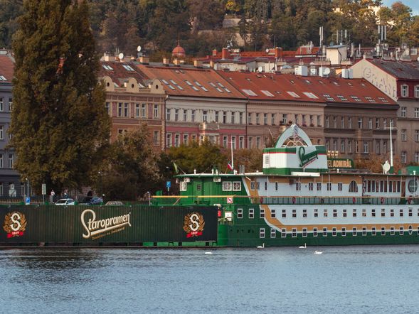 Botel Admiral