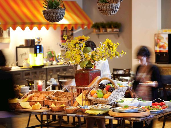 3 Tage Städtetrip Berlin Kurfürstendamm Frühstück