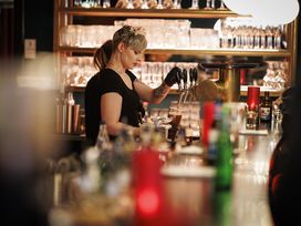Hotel Skiverliebt - Das 5-Sterne Musical in Hamburg mit Ticket und Hotel