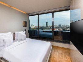 5 Tage nahe des Kaufhauses KaDeWe in Berlin