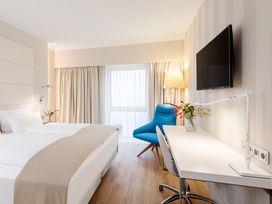 2 Tage im Hotel NH Hamburg Mitte mit Frühstück