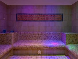 2 Tage mit Frühstück im Hotel Novotel Aachen City