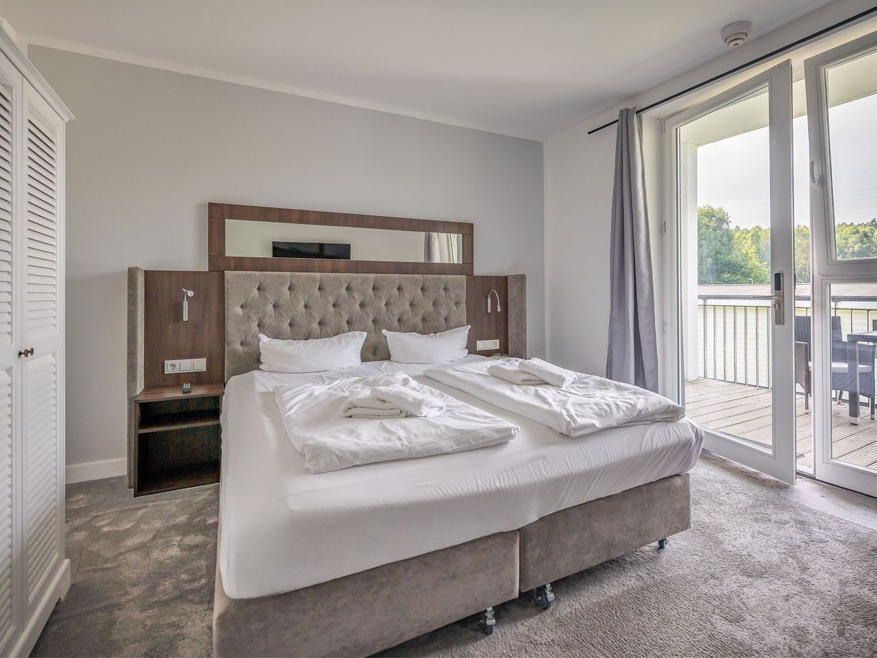Doppelzimmer mit Balkon Landschaftsblick