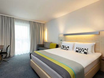 2 Tage Kurzurlaub mit Frühstück im Holiday Inn Express Nuernberg-Schwabach