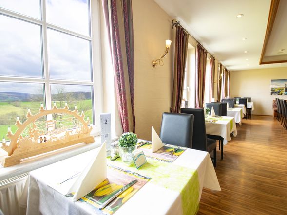 Panorama Berghotel Wettiner Höhe