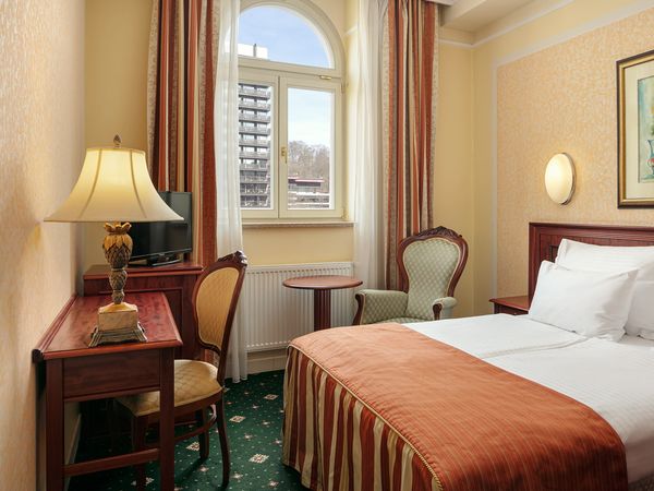 Romantische Zweisamkeit mit Charme & Eleganz - 3 Tage in Karlsbad (Karlovy Vary), Karlsbad (Karlovarský kraj) inkl. Halbpension