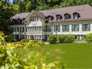 5 Tage Erholung und Wellness im (Schwarz-) Waldhotel