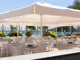 Mediterranes Elba-Urlaub direkt am Meer mit HP| 8Tage