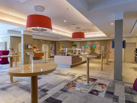 2 Tage mit Frühstück im Hotel Novotel Aachen City