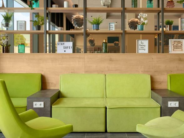 Super 8 by Wyndham Mainz Zollhafen