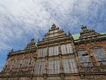 Auszeit in Bremen inkl. Wein & Spätabreise | 4 Tage