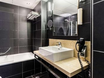 4 Tage im Hotel NH Amsterdam Noord