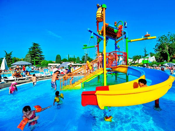 Wasserpark und Strand – 5 Tage am Gardasee in Peschiera del Garda, Venetien inkl. Frühstück