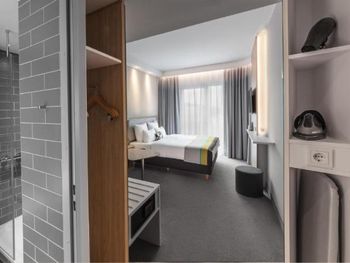 2 Tage mit Frühstück im Holiday Inn Express Munich