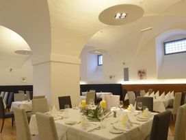 Urlaub an der Donau / 2 Tage mit Frühstück im Altes Kloster Hotel