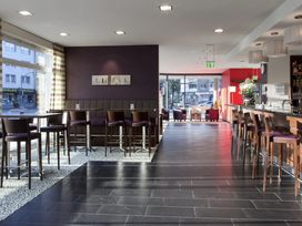 2 Tage Kurzurlaub mit Frühstück im Holiday Inn Express Gütersloh