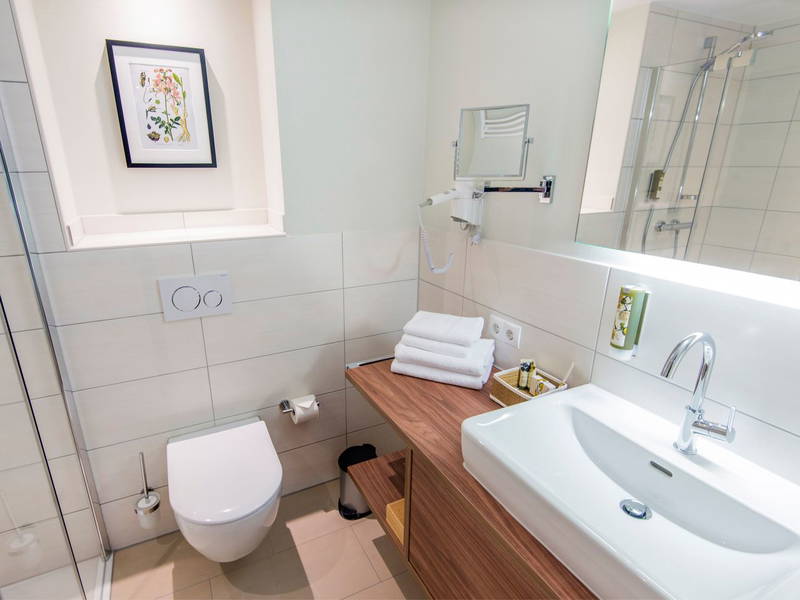 Großes Wohnzimmer Lichtinnenhof Neubau