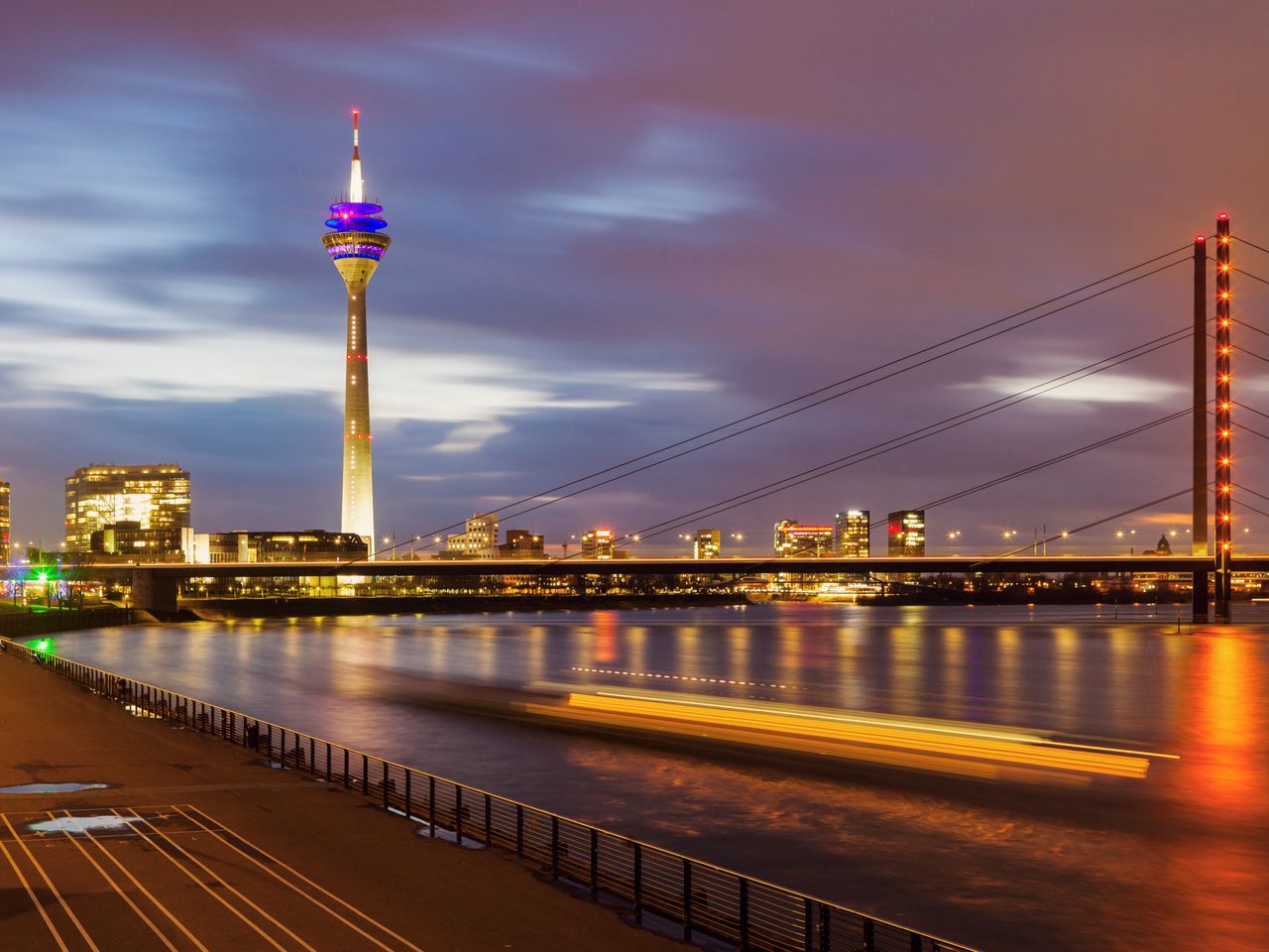 Zentrale Lage - 5 Tage mitten in Düsseldorf