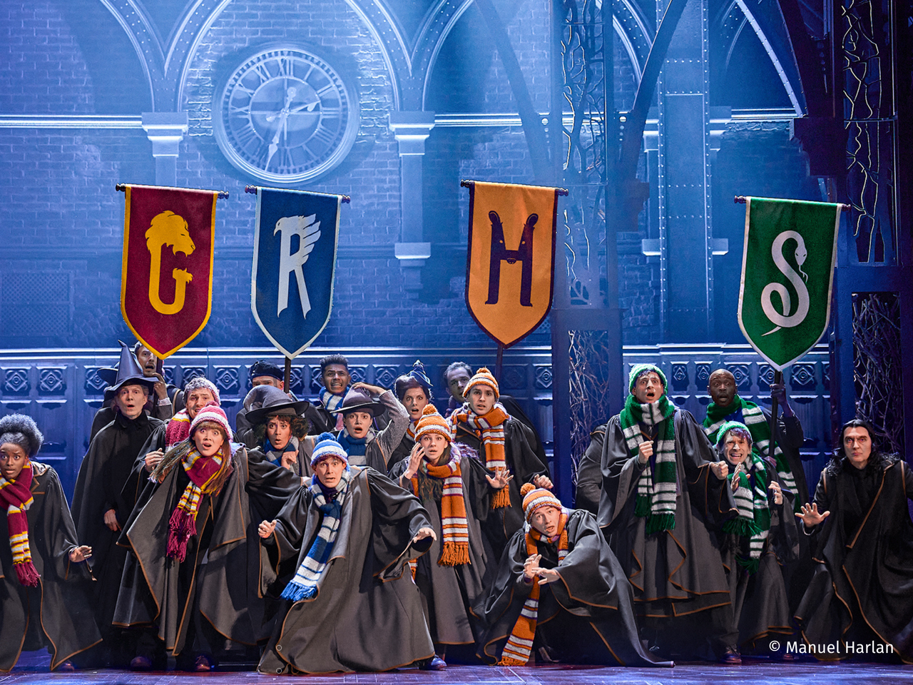 HARRY POTTER Theater mit Hotel