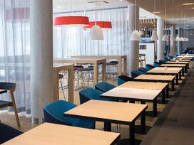 2 Tage mit Frühstück im Holiday Inn Express Wiesbaden