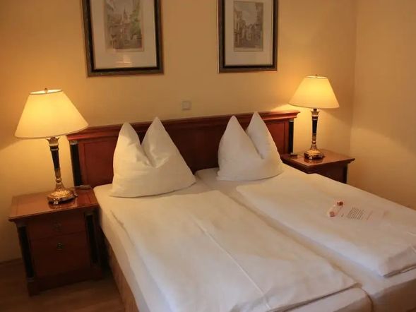 Doppelzimmer STANDARD mit Queensize Bett
