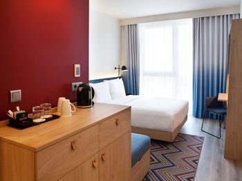2 Tage Kurzurlaub mit Frühstück im Hampton by Hilton Munich Airport South