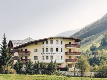 8 Tage Südtirol: Wellness, Panorama & Genuss mit HP+