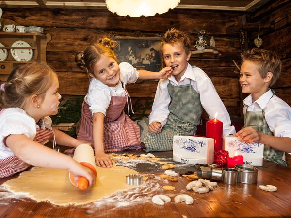 3 Tage Adventzauber für Familien im Chesa Monte ****S in Fiss, Tirol inkl. Halbpension Plus