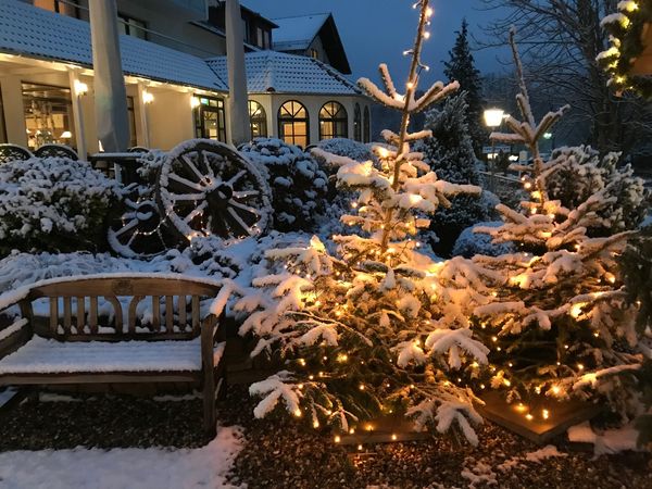 2 Tage Winterzauber für Zwei – märchenhafte Kuschelzeit in Bad Emstal Sand, Hessen inkl. Halbpension