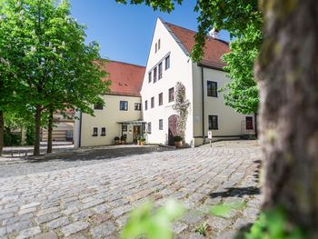 4 Tage an der Romantischen Straße mit Private SPA