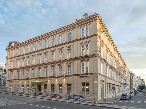 HiLight Suites Hotel