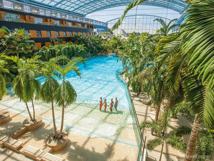 Familienglück: 3 Tage die größte Therme der Welt pur!