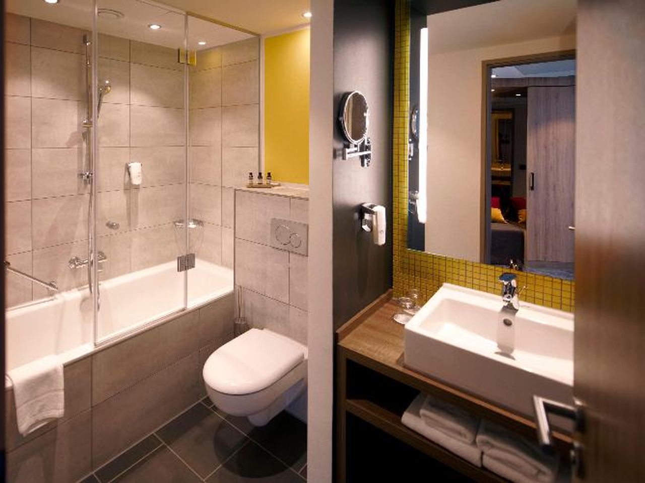 3 Tage im Holiday Inn Hamburg-HafenCity 