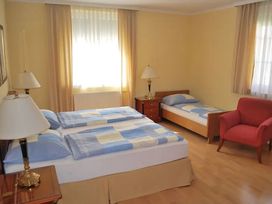 3 Tage Kurzurlaub mit Frühstück in {cityName}