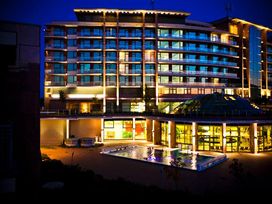 3 Tage Kurzurlaub mit HP im Aquaworld Resort Budapest