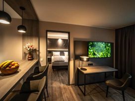 2 Tage Kurzurlaub mit Frühstück im LOGINN Hotel Stuttgart Zuffenhausen