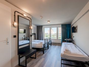 Reise 2 Tage im A&O Hotel Hamburg City